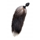 Черная анальная втулка с хвостом чернобурой лисы - размер М - POPO Pleasure в Курске Черная анальная втулка с хвостом чернобурой лисы - размер М - POPO Pleasure