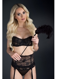 Стек с большим чёрным пером Large Feather Tickler - 65 см. - Blush Novelties - купить с доставкой в Курске